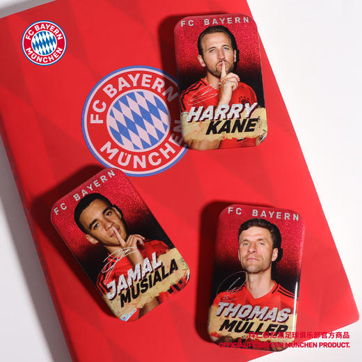 【官方正版】拜仁慕尼黑足球俱乐部 | 方形球员徽章足球迷吧唧 商品图3