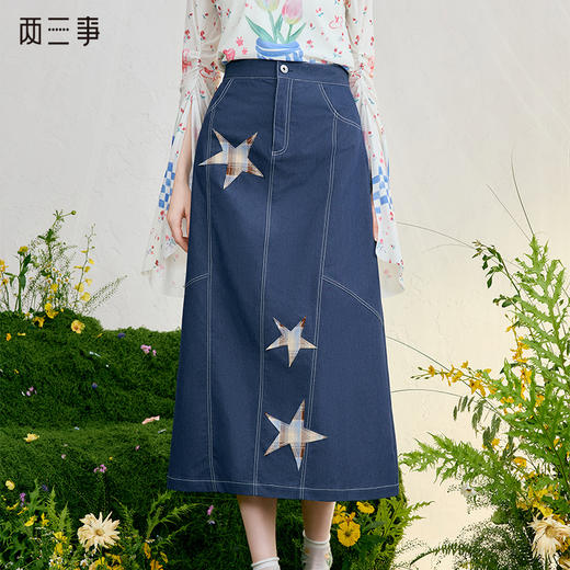 两三事 星河宇宙 2025春季新款复古格子星星贴布绣牛仔半身裙长裙 商品图0