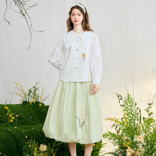 两三事悠然清园2025春季新款复古绣花蕾丝拼接翻领长袖衬衫女宽松 商品图1