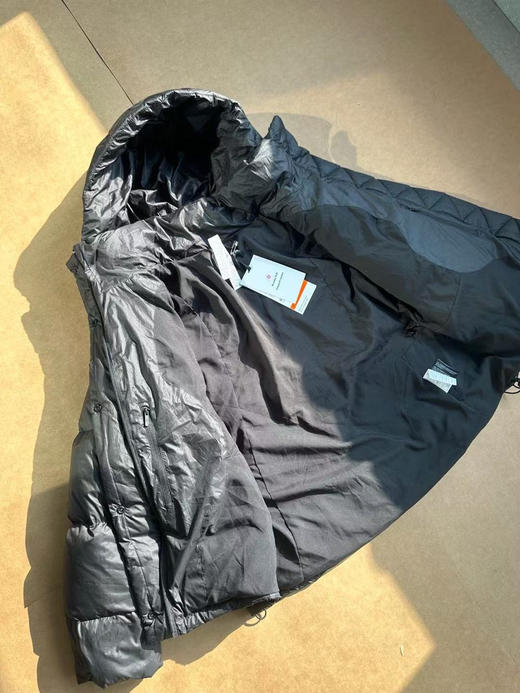 外贸原单lulu露露5格 厚款Puff泡芙白鹅绒轻盈羽绒服外套
三个色，尺码4 6 8 商品图3