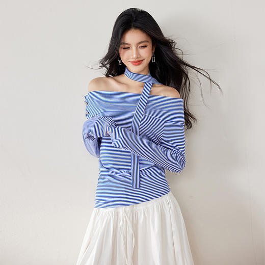 西遇条纹一字肩上衣女新款小个子设计感短款长袖T恤SS150022 商品图1