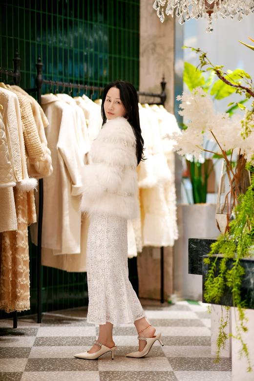 裘堤婼JETEZO貉子毛衣贵气轻奢香风钉珠外套BB1HC638D1 商品图2