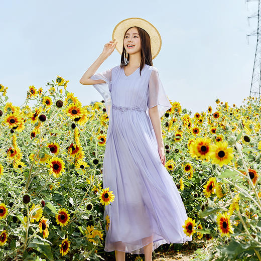 【林栖设计小店】手钩花钉珠真丝裙2025春季新品收腰花仙子披肩袖连衣裙女1951054 商品图0