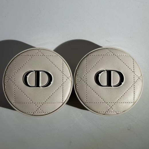 D012077定妆凝脂恒久锁妆气垫蜜粉10g 商品图0