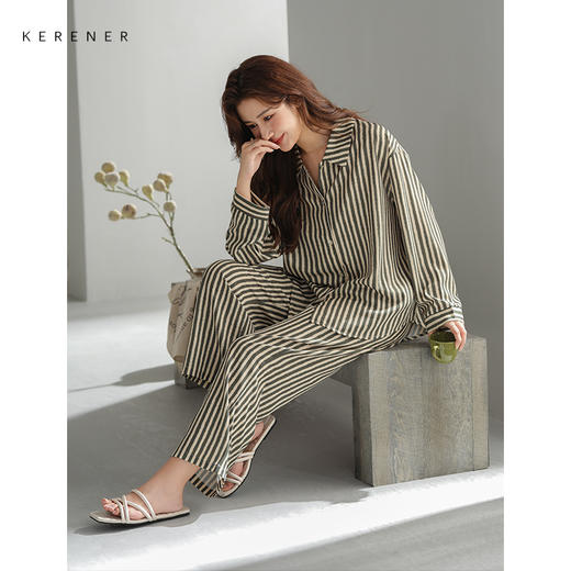 可人儿原创设计新款超柔缎女士睡衣春秋长袖时尚可外出家居服套装 商品图1