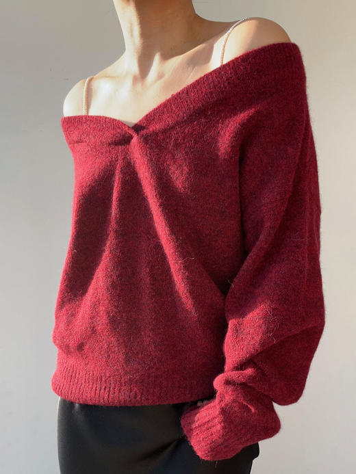 CINNAMON｜44910021 V领串珠套头毛衫  [ 赤霞珠红 ] 商品图0