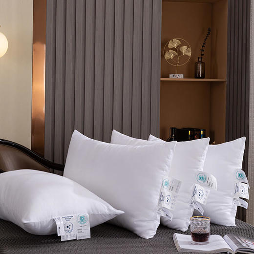 多喜爱-枕芯<洛兰压花枕DZ> 商品图3