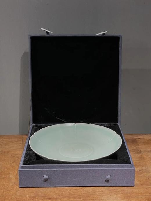 龙泉粉青釉“河濱遺範”款葵口大盘，顺丰包邮 商品图6