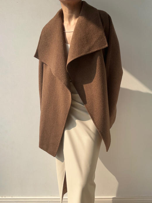 LCM｜Midnight Patrol 翻领中长大衣  COAT [ 棕 / 藕灰 ] 商品图6