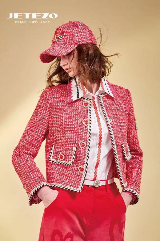 裘堤婼JETEZO红色交织香风优雅外套BE10452D1 商品图3