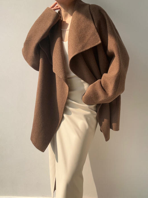 LCM｜Midnight Patrol 翻领中长大衣  COAT [ 棕 / 藕灰 ] 商品图5