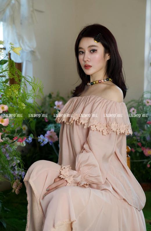 【门店同款】ENJOY春季绮梦繁花一字肩花边上衣 160902521 商品图9