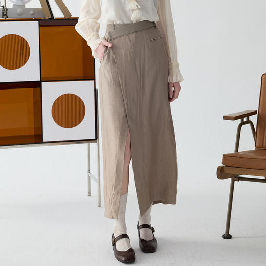 谜底半身裙2025春新品通勤风不规则设计前开叉中长半裙251GB0056 商品图0