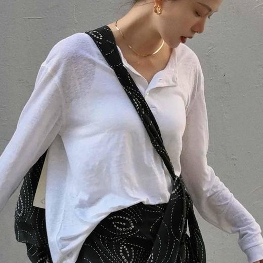 顺丰包邮洛诗琳10503极简松弛感圆领纯色长袖T恤女820 商品图1