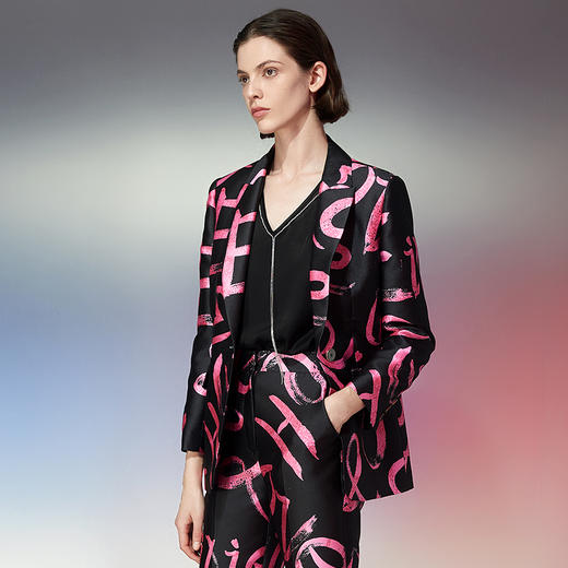 EITIE爱特爱春季新款印花修身时尚外套7703417 商品图2