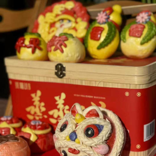 新年团圆花馍礼盒💝‼️
逢年过节必不可少的天然无色素礼品！
造型各异，色彩鲜艳！
每一件都像一件精美的艺术品！
年年有余，平平安安寓意极好[烟花][烟花][烟花] 商品图4