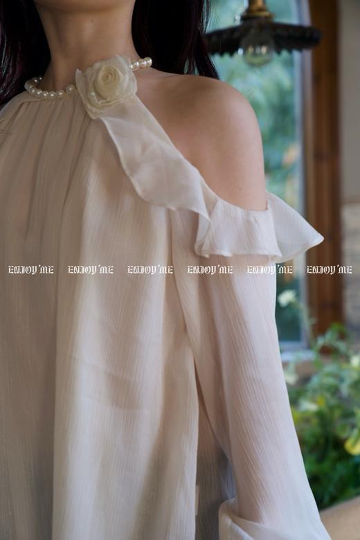 【门店同款】ENJOY春季“绮梦繁花”珍珠挂脖上衣 160705683 商品图6