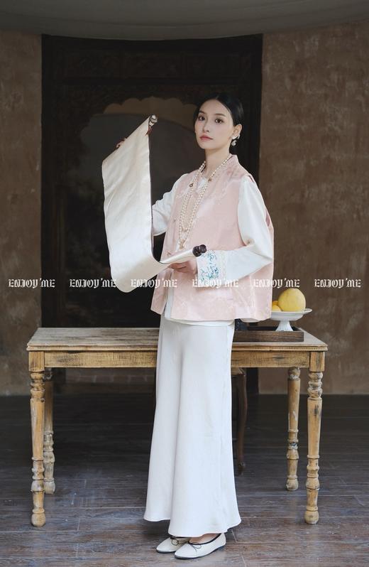 【门店同款】ENJOY春季云敛-春光推盏暗香盈袖中式上衣 161094132 商品图2