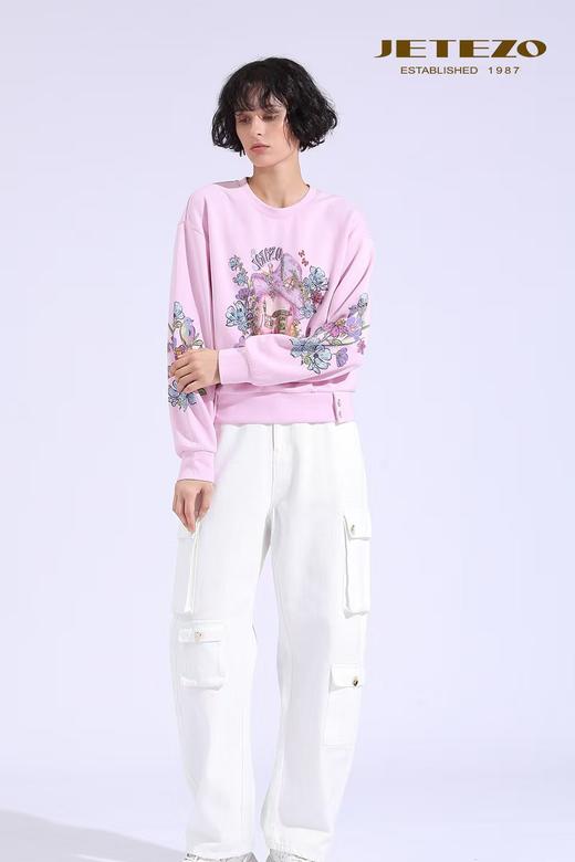 裘堤婼JETEZO童话屋粉紫色趣味卫衣BE10313A1 商品图1