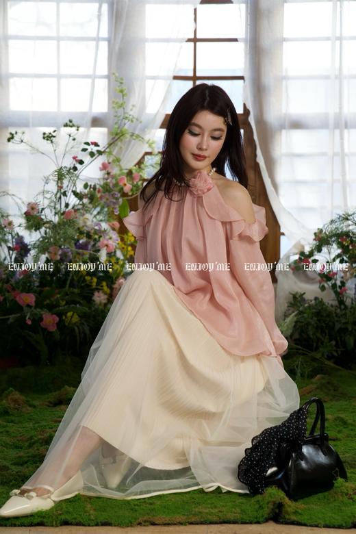 【门店同款】ENJOY春季“绮梦繁花”珍珠挂脖上衣 160705683 商品图5