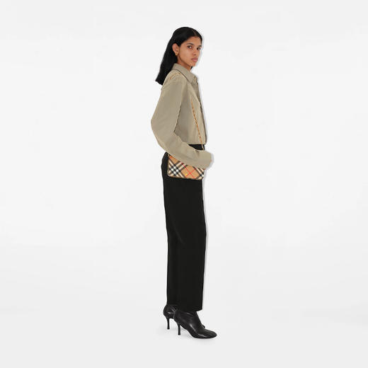 【三】BURBERRY 巴宝莉 女士格纹链带钱包 格子 8095123 B9368 商品图2