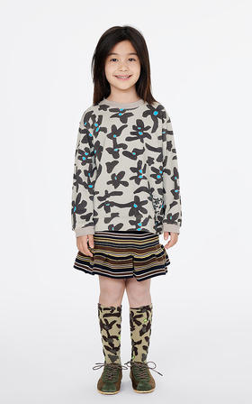 jnby   25年春款  套头卫衣  1P2413390