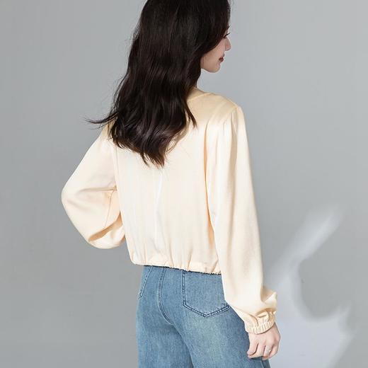 【高货xg】全新升级【铂金会员238/天猫319/差价81】(83301) 洛诗琳光泽感醋酸棒球短外套2025春季新款韩系休闲夹克 商品图4