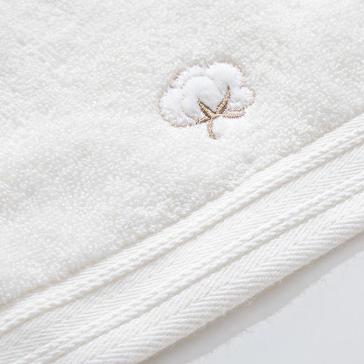 多喜爱 家饰类 生态有机棉质毛巾套组（含方巾/面巾/浴巾各1条，两色可选） 商品图3