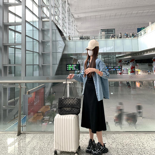 <曾小咸推荐>小熊口袋牛仔衬衫 商品图1