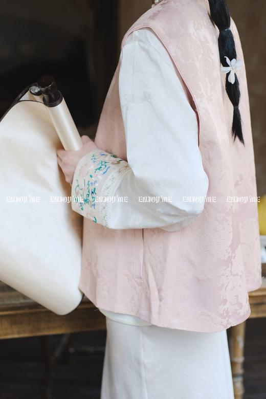 【门店同款】ENJOY春季云敛-春光推盏暗香盈袖中式上衣 161094132 商品图4