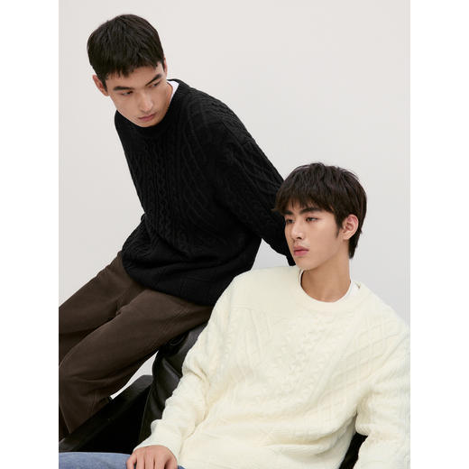 GXG男装 双色绞花设计针织衫宽松毛衣男打底衫毛衫 2024秋季热卖 商品图3