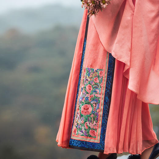 【林栖设计小店】真丝罗改良轻凉马面裙多色绣花国潮2025春季新品半身裙女1951130 商品图5