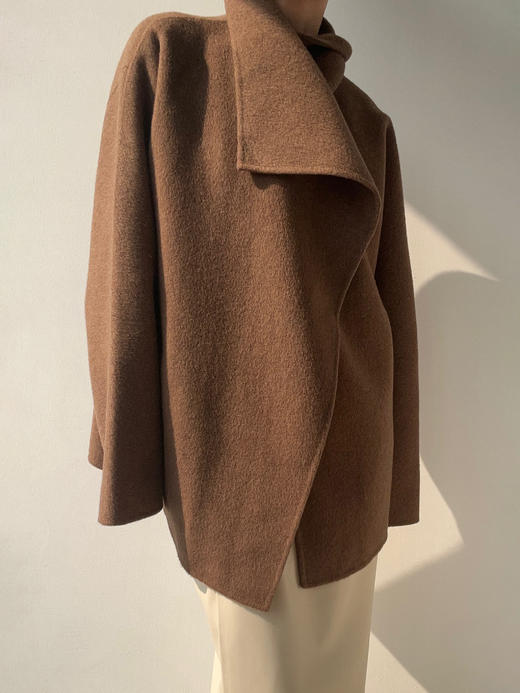 LCM｜Midnight Patrol 翻领中长大衣  COAT [ 棕 / 藕灰 ] 商品图7