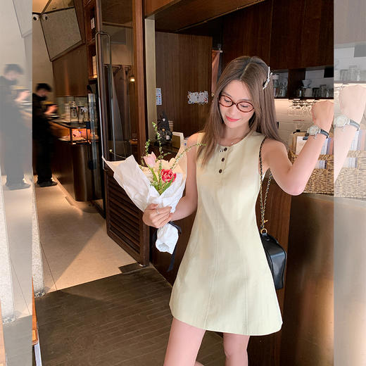 <曾小咸推荐>4.12现货秒杀 ！微信超特价！无袖背心连衣裙 日常169.99 立减80 秒杀89.99！！ 商品图1