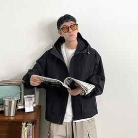 徐太浪时尚简约抽绳连帽夹克男春季新款宽松大码休闲运动青年外套