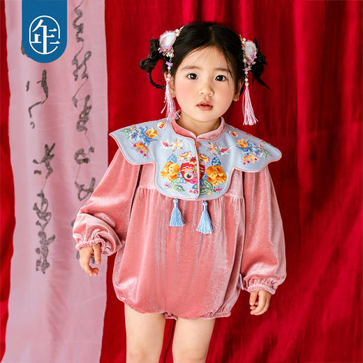 年衣婴儿连体衣周岁礼服2025春秋新生儿满月中国风年年好运哈衣 商品图3