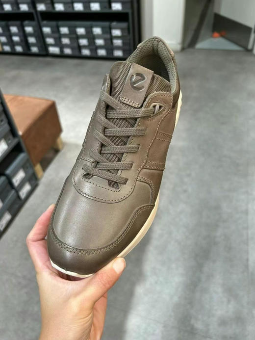 历史低价🉐️💰850，Ecco雅跃轻巧系列休闲鞋 商品图6