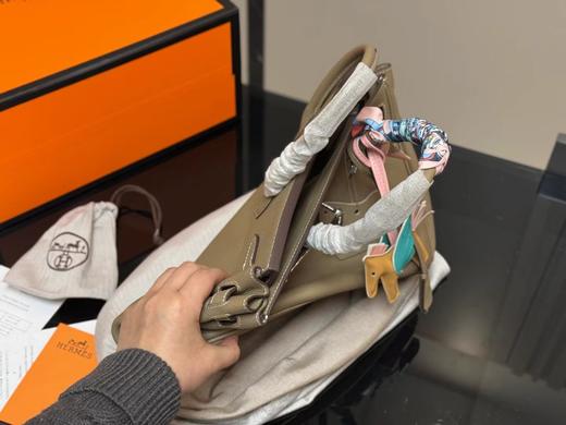 D012128通勤气质百搭银标Bk30大容量手提包 商品图10