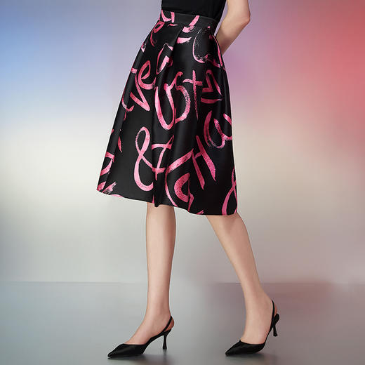 EITIE爱特爱夏季新款优雅时尚高腰百搭印花半身裙7706410 商品图2