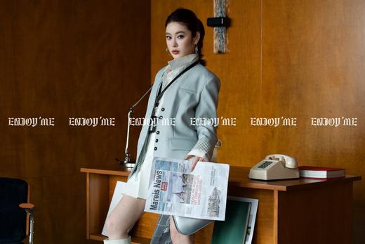 【门店同款】ENJOY春季盐貌似糖带丝巾单排扣西装 160946621 商品图2