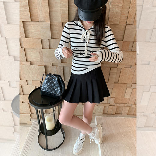 【129元任选2件】现货！海军领条纹针织衫 商品图3