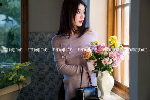 【门店同款】ENJOY春季“绮梦繁花”一字肩针织 160705739 商品图3