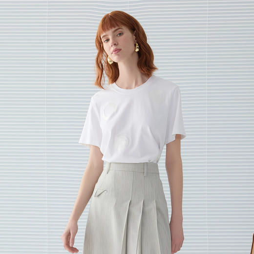 谜底白T恤短袖女2025春季新品圆领百搭基础宽松刺绣上衣251MT0058 商品图0