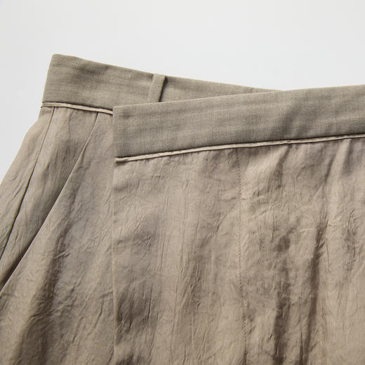 谜底半身裙2025春新品通勤风不规则设计前开叉中长半裙251GB0056 商品图3