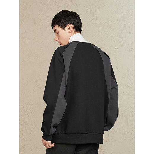 GXG男装 双色字母贴布绣拼接时尚通勤圆领卫衣男 24年冬季热卖 商品图2