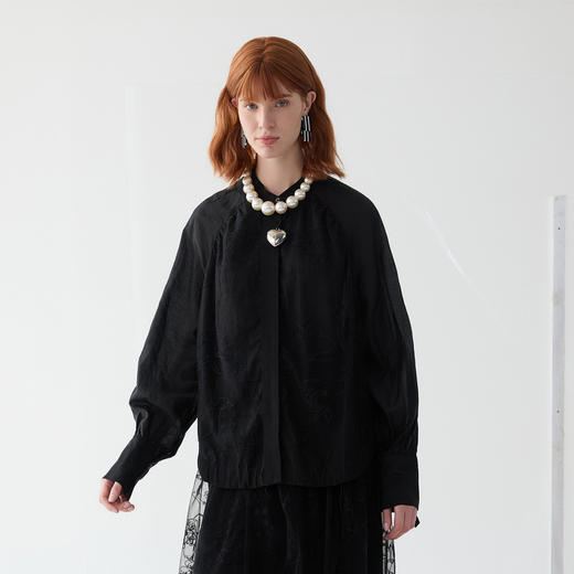 谜底黑色衬衫长袖女2025春款通勤风轻薄飘逸插肩袖衬衣251MC0085 商品图0