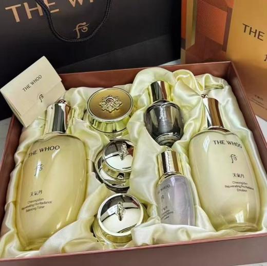 【1800元会员福利】后天气丹光耀焕活紧颜系列礼盒   商品图0