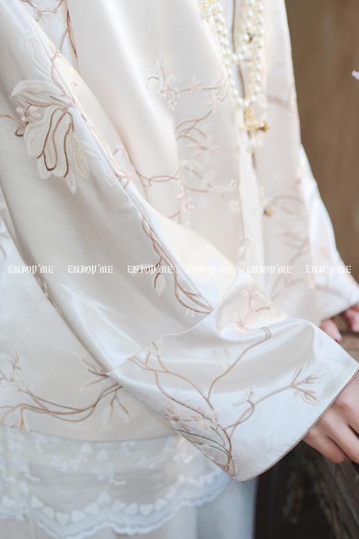 【门店同款】ENJOY春季云敛-春光推盏玉染锦中式外套 160849564 商品图8