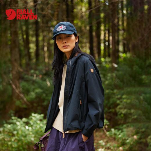 北极狐 女士户外防风外套 2025轻量连帽防泼水运动夹克082512108 商品图0