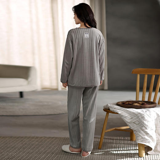 【冬季迎新】洁丽雅大码女士剪花绒国风家居服舒适加厚睡衣套装女 商品图3